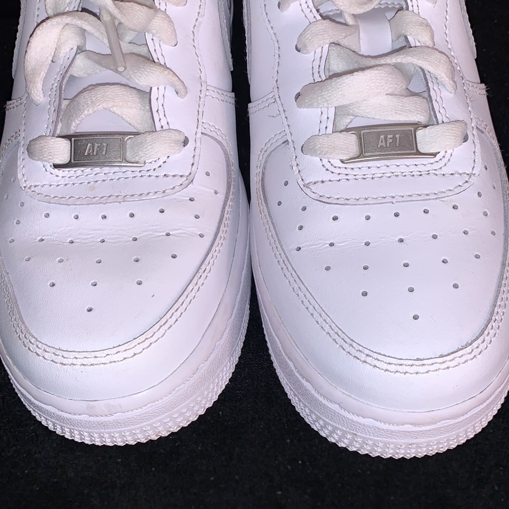 ✨WHITE NIKE AIR FORCE 1’S✨ - Picture 4 of 14